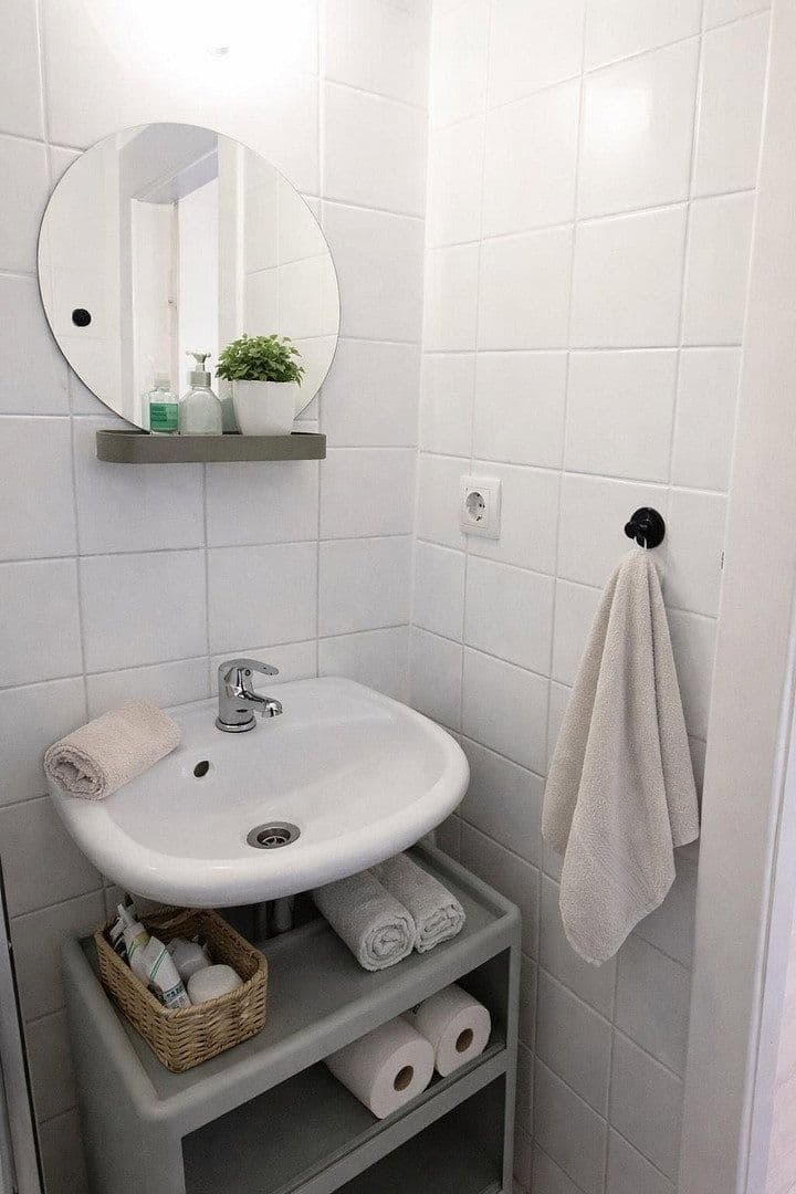 Predaj bytu 1-izbový 37 m², Berlin, Berlín Predaj bytu 1-izbový 37 m², Berlin, Berlín