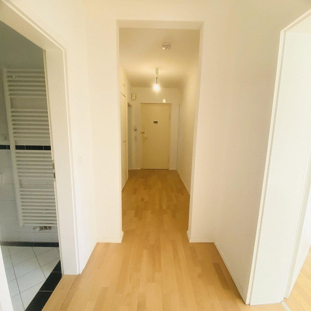 Prenájom bytu 2-izbový 65 m², Maxtorgraben 0, Nürnberg, Bavorsko Prenájom bytu 2-izbový 65 m², Maxtorgraben 0, Nürnberg, Bavorsko