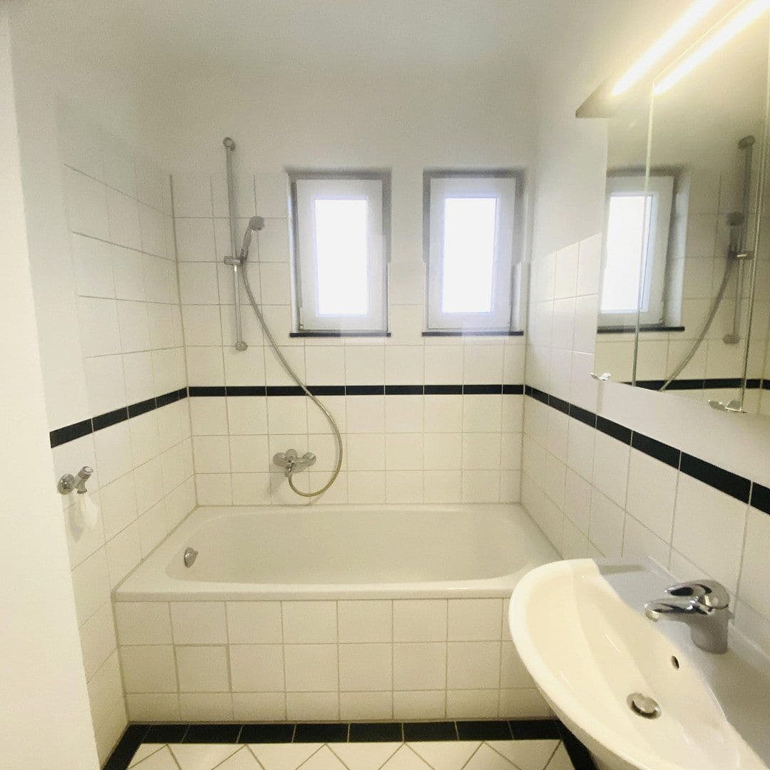 Prenájom bytu 2-izbový 65 m², Maxtorgraben 0, Nürnberg, Bavorsko Prenájom bytu 2-izbový 65 m², Maxtorgraben 0, Nürnberg, Bavorsko