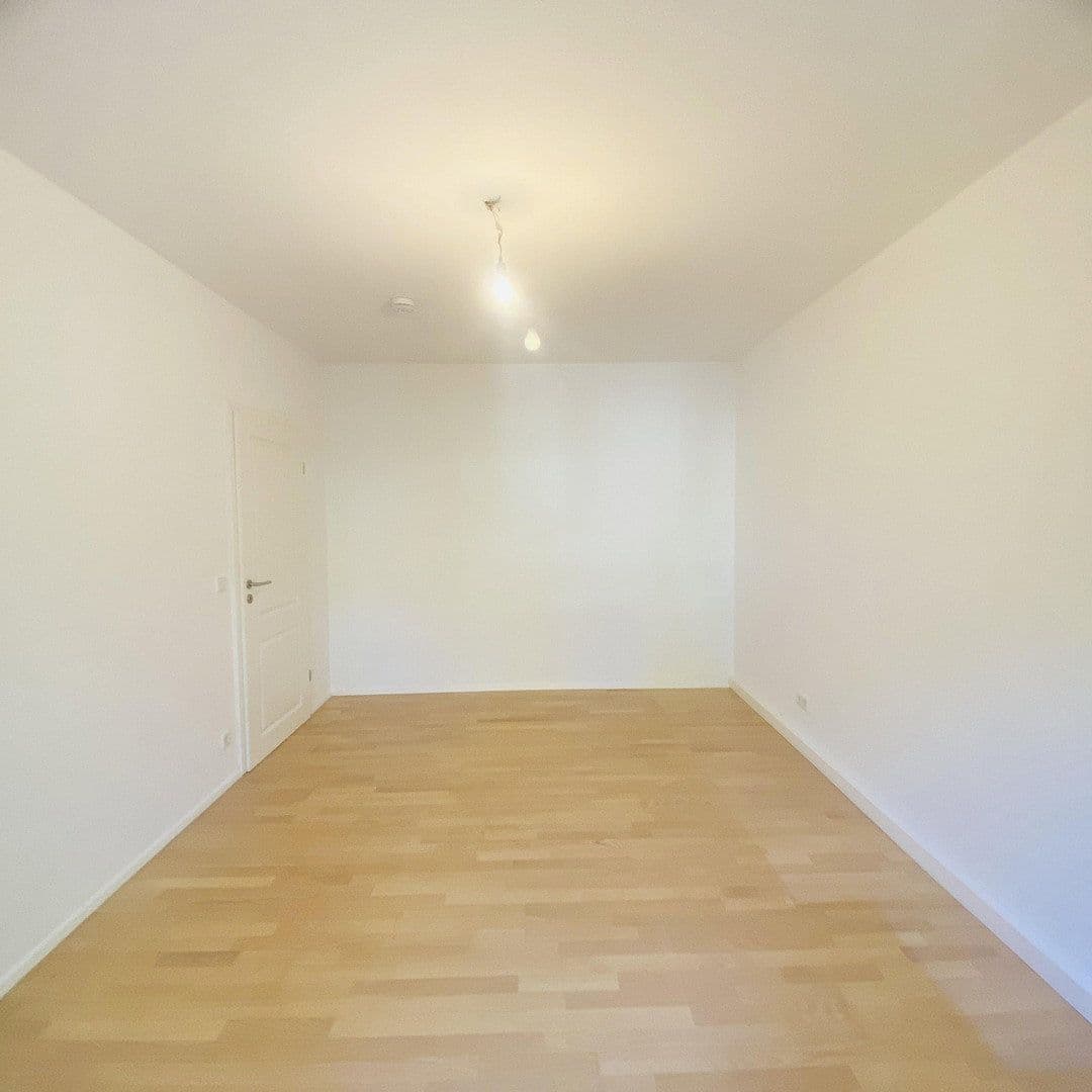 Prenájom bytu 2-izbový 65 m², Maxtorgraben 0, Nürnberg, Bavorsko Prenájom bytu 2-izbový 65 m², Maxtorgraben 0, Nürnberg, Bavorsko