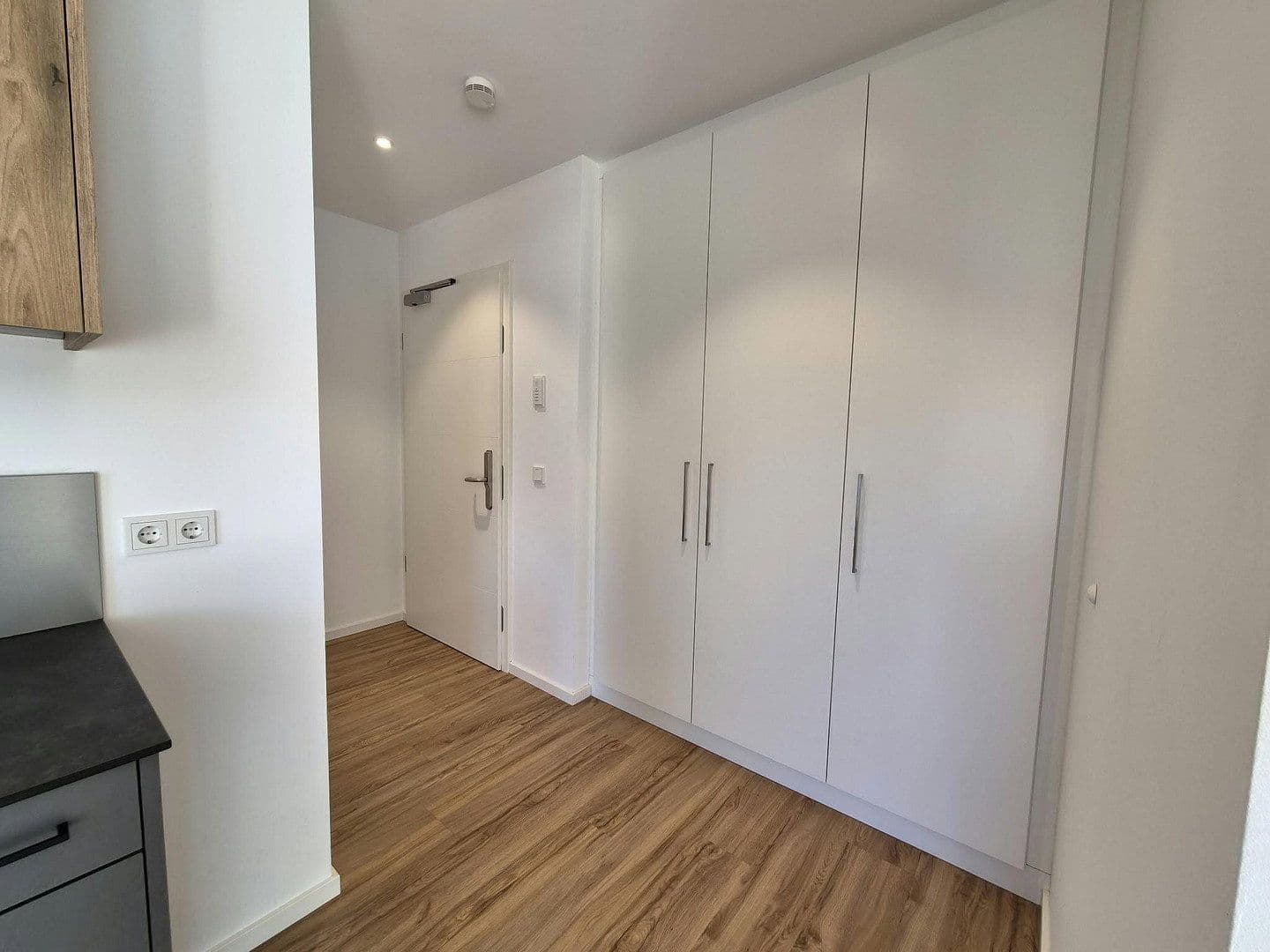 Prenájom bytu 1-izbový 42 m², München, Bavorsko Prenájom bytu 1-izbový 42 m², München, Bavorsko
