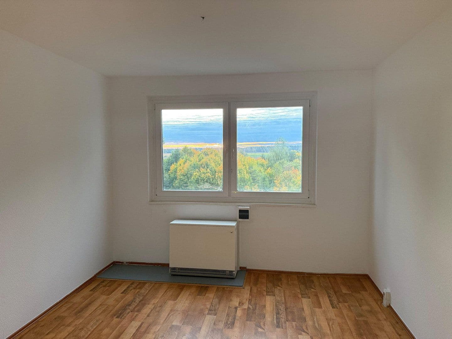 Prenájom bytu 5-izbový 102 m², Torgauer Str. 53-61, Doberlug-Kirchhain, Brandenbursko Prenájom bytu 5-izbový 102 m², Torgauer Str. 53-61, Doberlug-Kirchhain, Brandenbursko