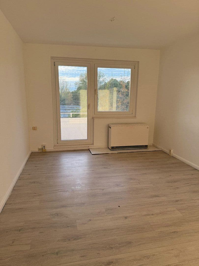 Prenájom bytu 5-izbový 102 m², Torgauer Str. 53-61, Doberlug-Kirchhain, Brandenbursko Prenájom bytu 5-izbový 102 m², Torgauer Str. 53-61, Doberlug-Kirchhain, Brandenbursko