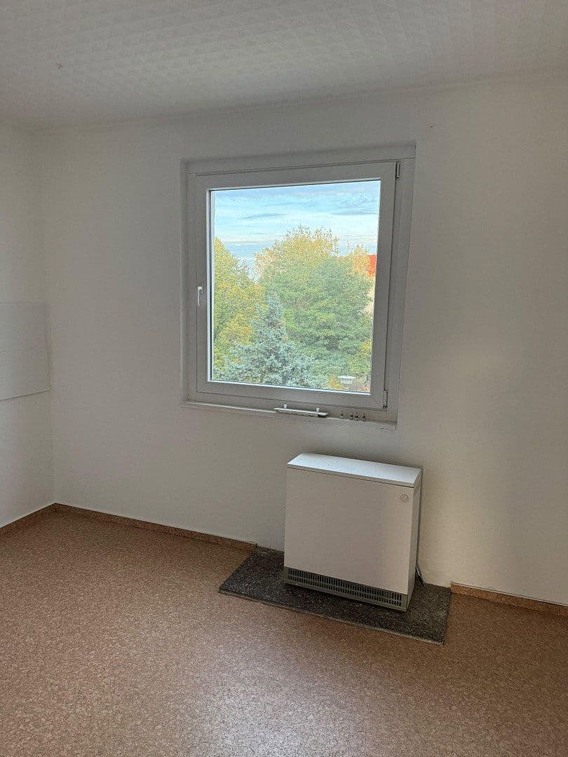 Prenájom bytu 5-izbový 102 m², Torgauer Str. 53-61, Doberlug-Kirchhain, Brandenbursko Prenájom bytu 5-izbový 102 m², Torgauer Str. 53-61, Doberlug-Kirchhain, Brandenbursko