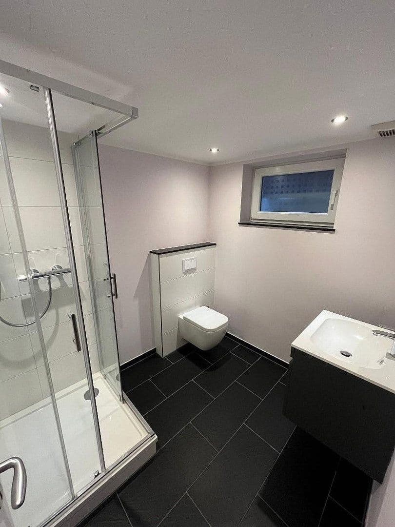 Predaj domu 154 m², pozemok 523 m², Weimarer Strasse 61, Bornheim, Severné Porýnie - Westfálsko Predaj domu 154 m², pozemok 523 m², Weimarer Strasse 61, Bornheim, Severné Porýnie - Westfálsko