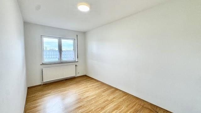 Predaj domu 216 m², pozemok 312 m², Heimstraße 29, Hirschaid, Bavorsko Predaj domu 216 m², pozemok 312 m², Heimstraße 29, Hirschaid, Bavorsko