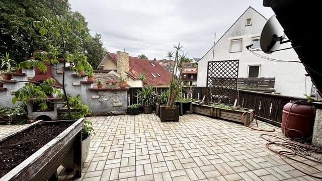 Predaj domu 216 m², pozemok 312 m², Heimstraße 29, Hirschaid, Bavorsko Predaj domu 216 m², pozemok 312 m², Heimstraße 29, Hirschaid, Bavorsko