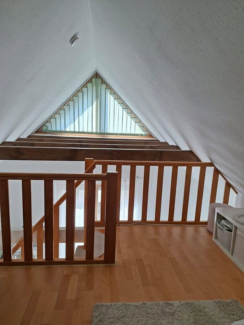 Prenájom bytu 1-izbový 55 m², Schelklingeer Straße 12, Augsburg, Bavorsko Prenájom bytu 1-izbový 55 m², Schelklingeer Straße 12, Augsburg, Bavorsko