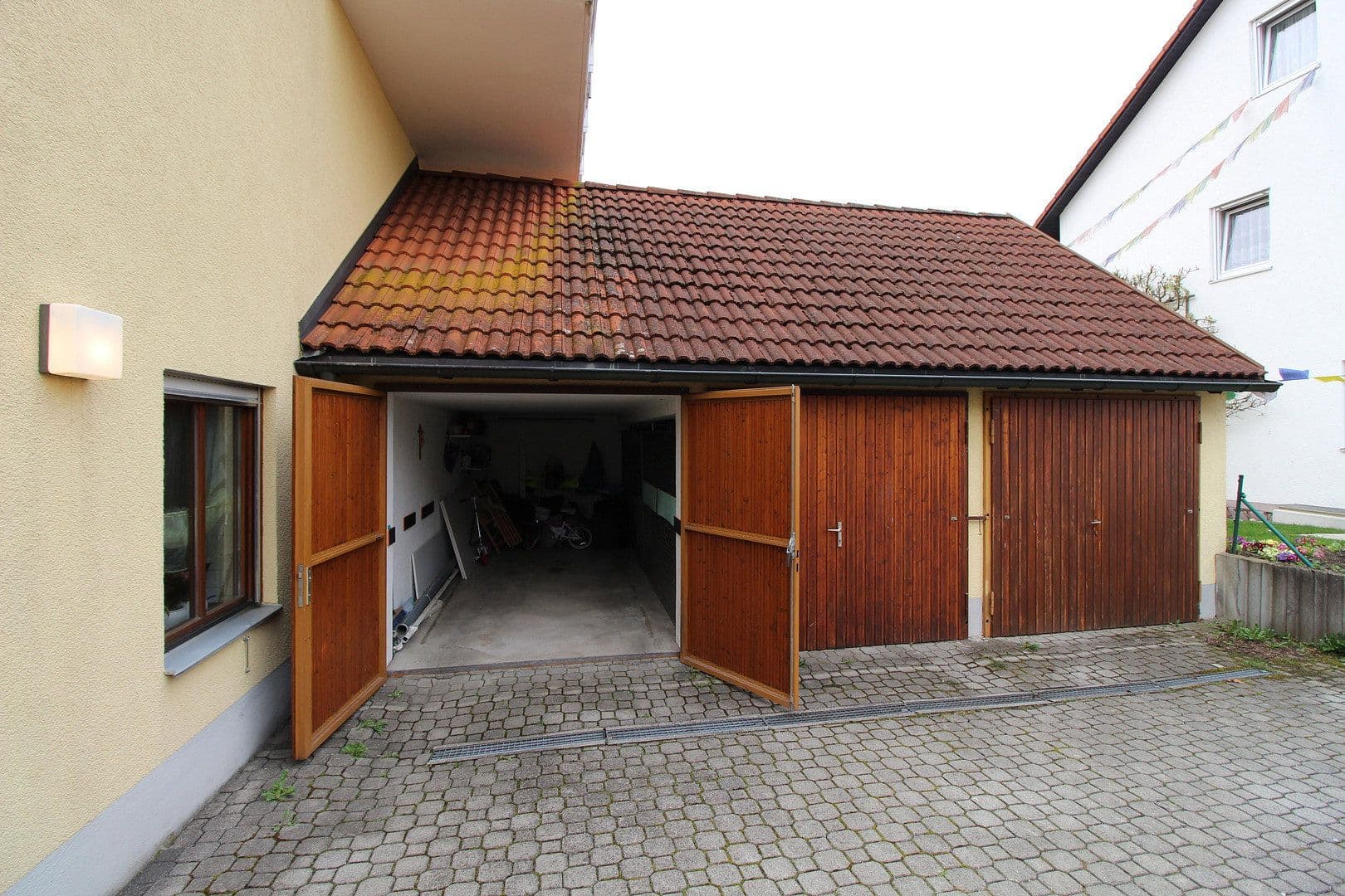 Prenájom bytu 4-izbový 95 m², Schwabhausen/ Oberroth, Bavorsko Prenájom bytu 4-izbový 95 m², Schwabhausen/ Oberroth, Bavorsko