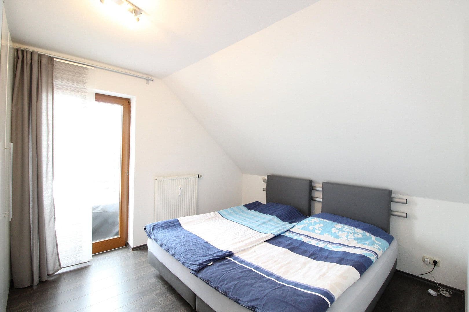 Prenájom bytu 4-izbový 95 m², Schwabhausen/ Oberroth, Bavorsko Prenájom bytu 4-izbový 95 m², Schwabhausen/ Oberroth, Bavorsko