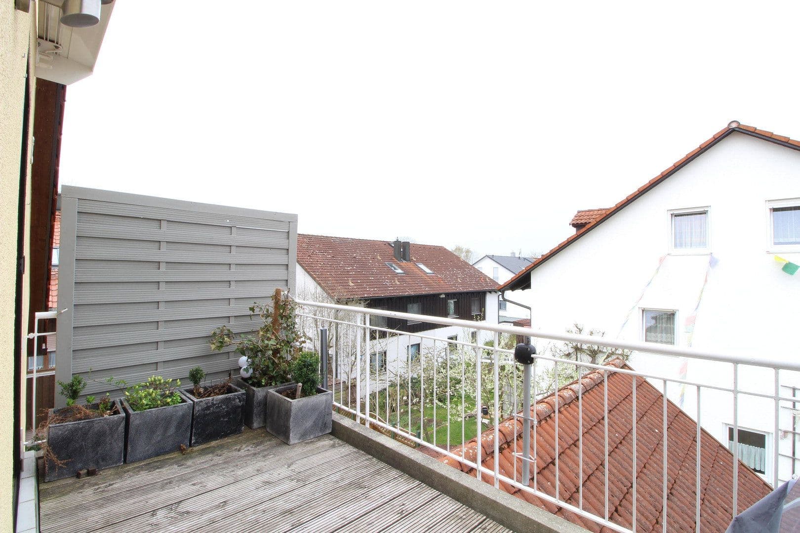Prenájom bytu 4-izbový 95 m², Schwabhausen/ Oberroth, Bavorsko Prenájom bytu 4-izbový 95 m², Schwabhausen/ Oberroth, Bavorsko