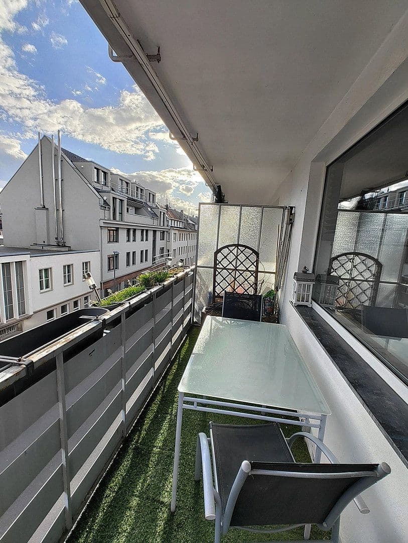 Prenájom bytu 2-izbový 89 m², Oranienstr. 12, Aachen, Severné Porýnie - Westfálsko Prenájom bytu 2-izbový 89 m², Oranienstr. 12, Aachen, Severné Porýnie - Westfálsko
