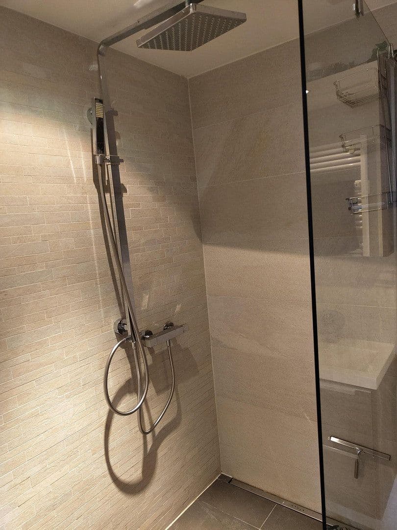 Prenájom bytu 2-izbový 89 m², Oranienstr. 12, Aachen, Severné Porýnie - Westfálsko Prenájom bytu 2-izbový 89 m², Oranienstr. 12, Aachen, Severné Porýnie - Westfálsko