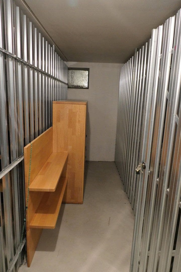 Prenájom bytu 2-izbový 65 m², Fürstenrieder Str. 189, München, Bavorsko Prenájom bytu 2-izbový 65 m², Fürstenrieder Str. 189, München, Bavorsko