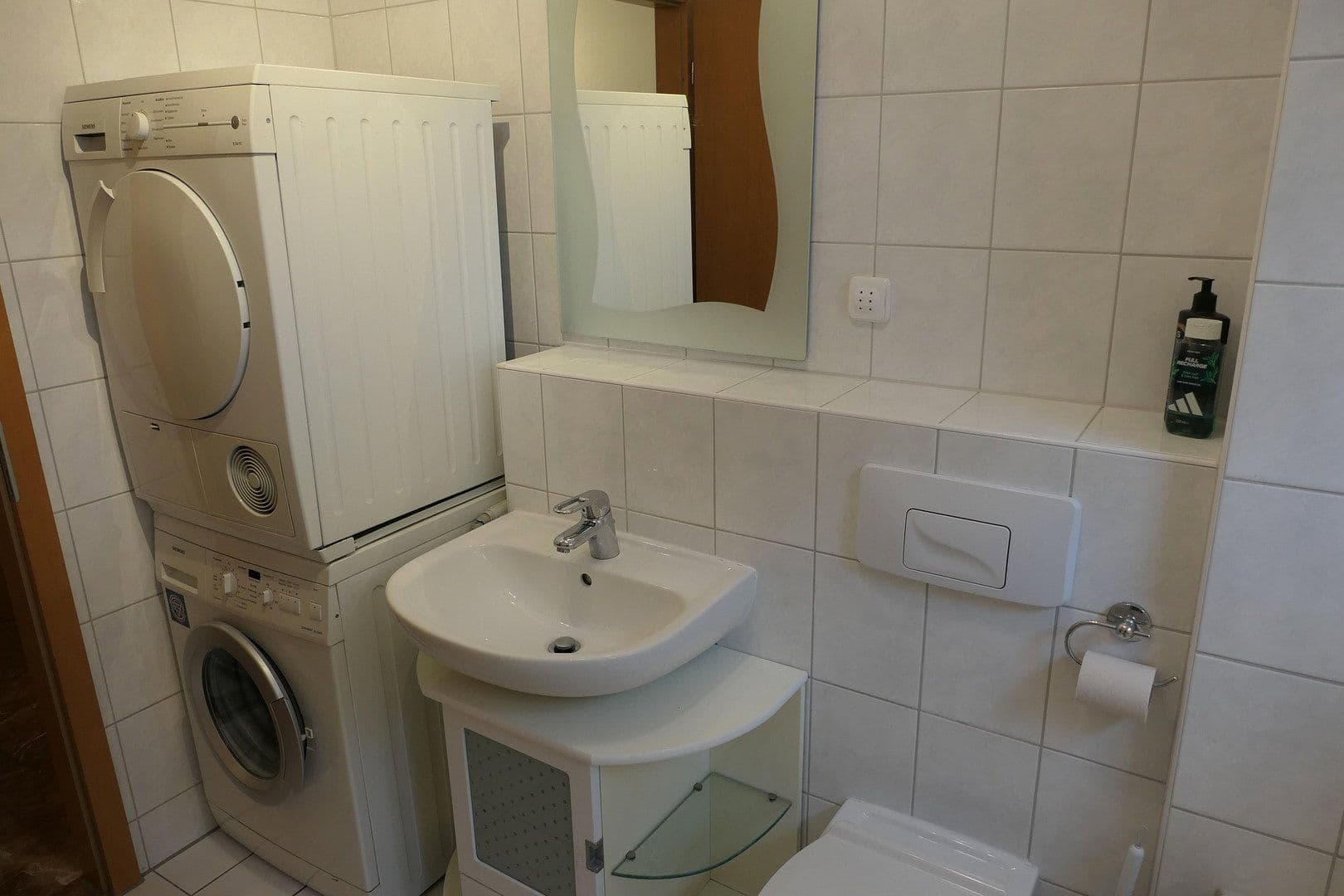 Prenájom bytu 2-izbový 65 m², Fürstenrieder Str. 189, München, Bavorsko Prenájom bytu 2-izbový 65 m², Fürstenrieder Str. 189, München, Bavorsko