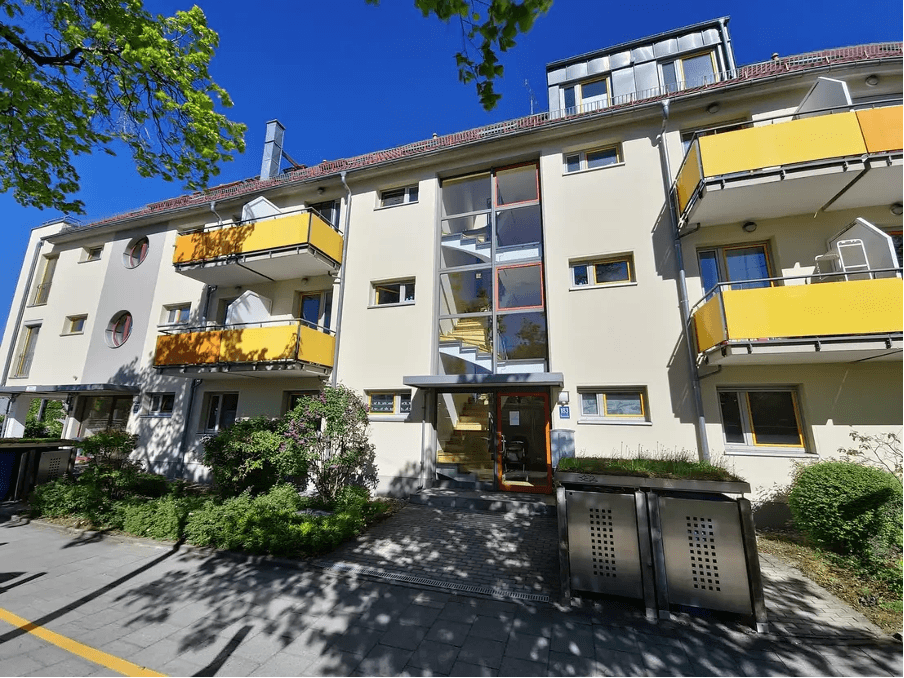 Prenájom bytu 2-izbový 65 m², Fürstenrieder Str. 189, München, Bavorsko Prenájom bytu 2-izbový 65 m², Fürstenrieder Str. 189, München, Bavorsko