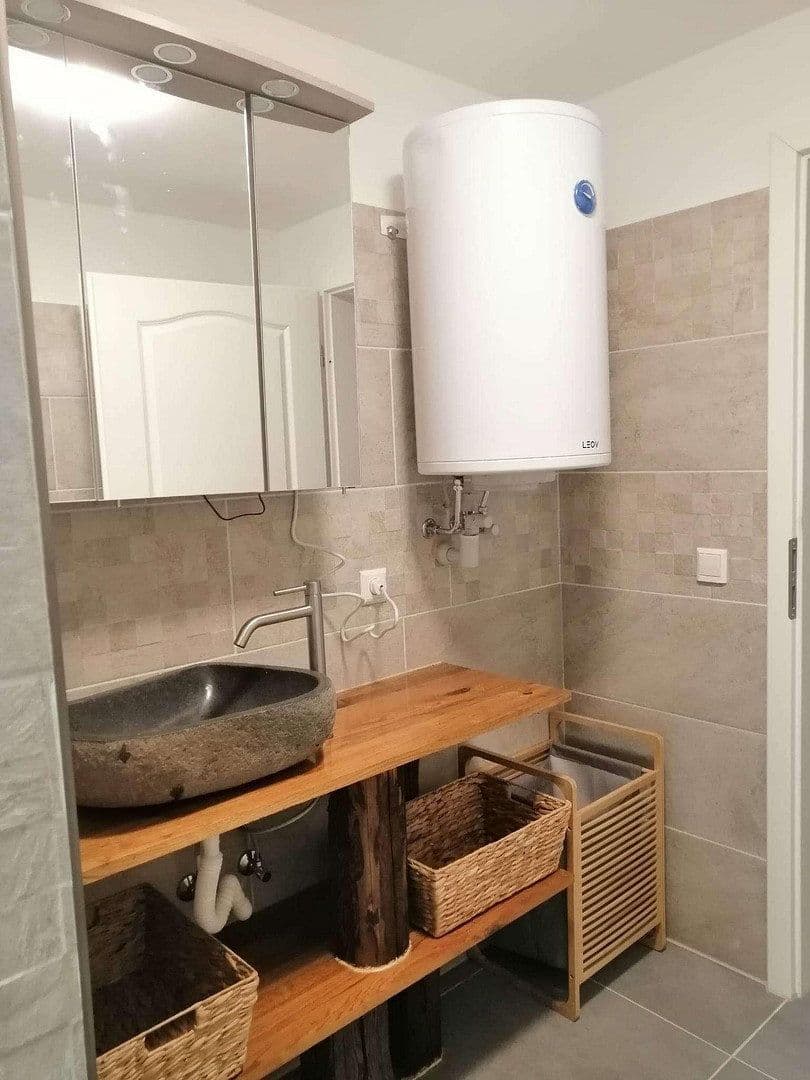 Prenájom bytu 3-izbový 79 m², Altensteig, Bádensko-Wurttembersko Prenájom bytu 3-izbový 79 m², Altensteig, Bádensko-Wurttembersko
