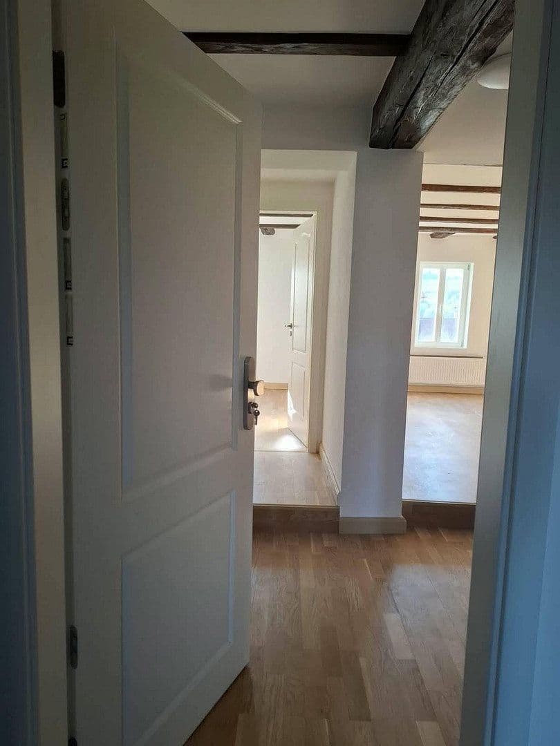 Prenájom bytu 3-izbový 79 m², Altensteig, Bádensko-Wurttembersko Prenájom bytu 3-izbový 79 m², Altensteig, Bádensko-Wurttembersko