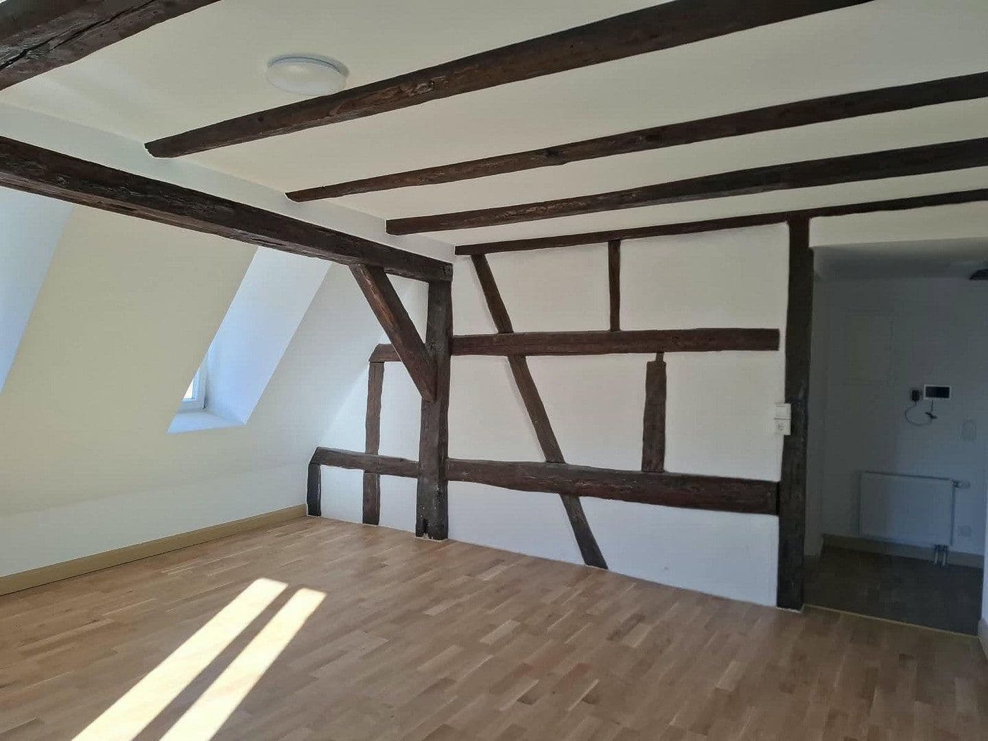 Prenájom bytu 3-izbový 79 m², Altensteig, Bádensko-Wurttembersko Prenájom bytu 3-izbový 79 m², Altensteig, Bádensko-Wurttembersko