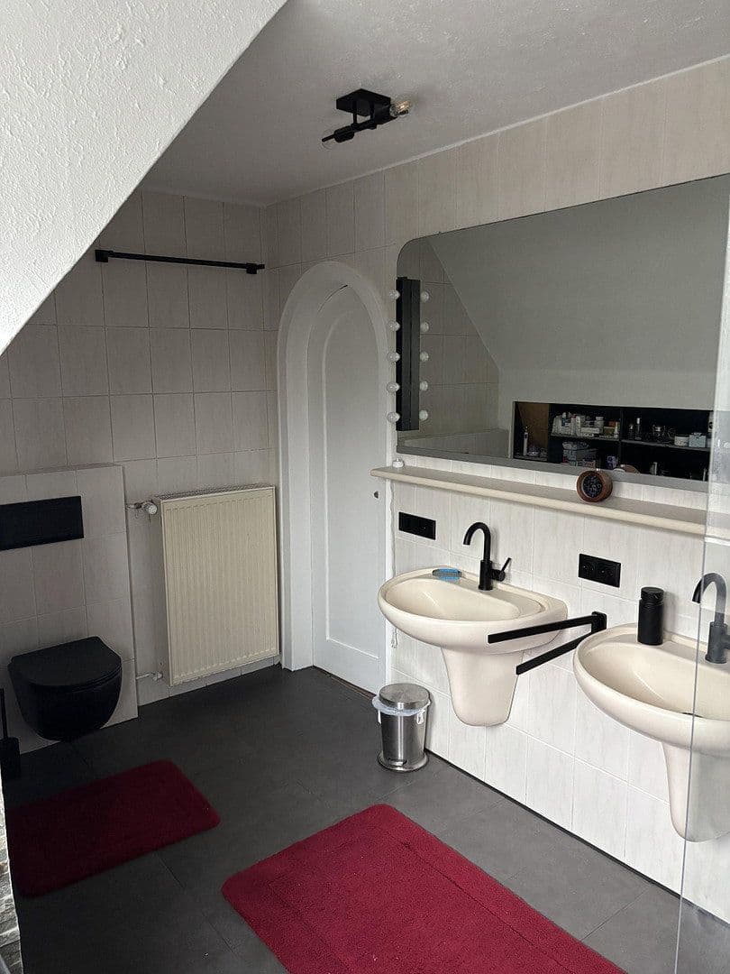 Predaj domu 122 m², pozemok 337 m², Bremen, Brémy Predaj domu 122 m², pozemok 337 m², Bremen, Brémy