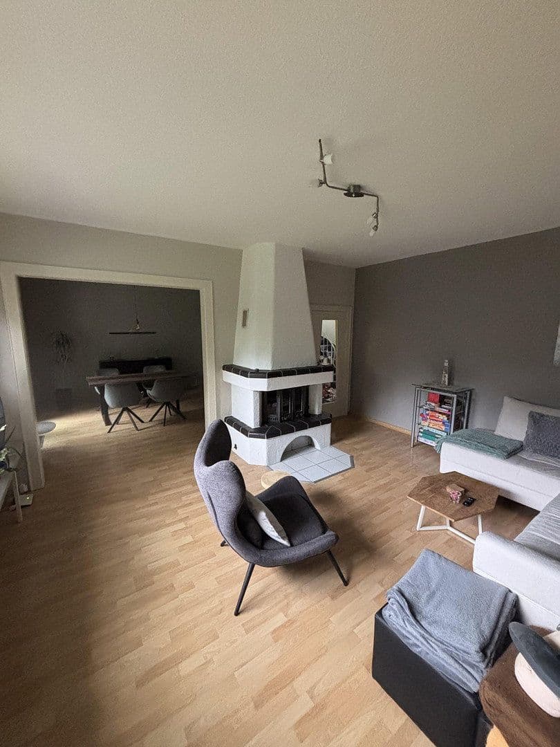 Predaj domu 122 m², pozemok 337 m², Bremen, Brémy Predaj domu 122 m², pozemok 337 m², Bremen, Brémy