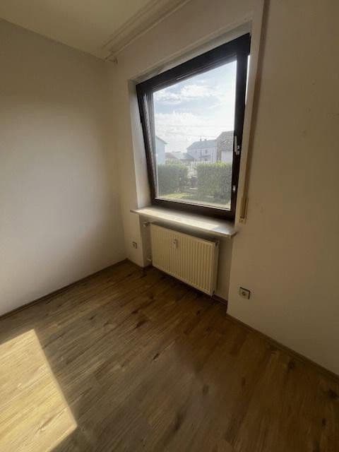 Prenájom bytu 4-izbový 104 m², Ilmendorf / Geisenfeld, Bavorsko Prenájom bytu 4-izbový 104 m², Ilmendorf / Geisenfeld, Bavorsko