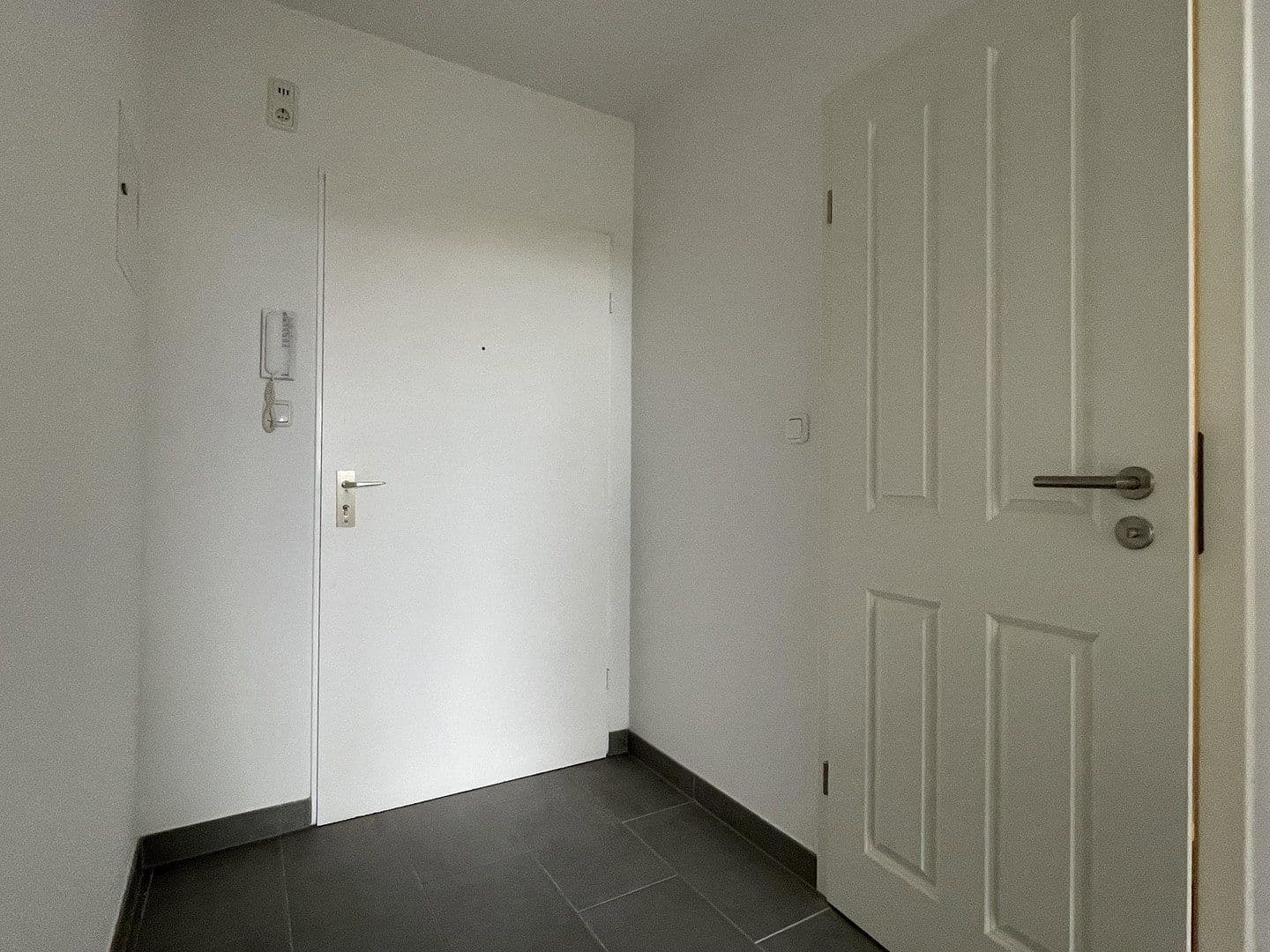 Prenájom bytu 3-izbový 76 m², Puchheim, Bavorsko Prenájom bytu 3-izbový 76 m², Puchheim, Bavorsko
