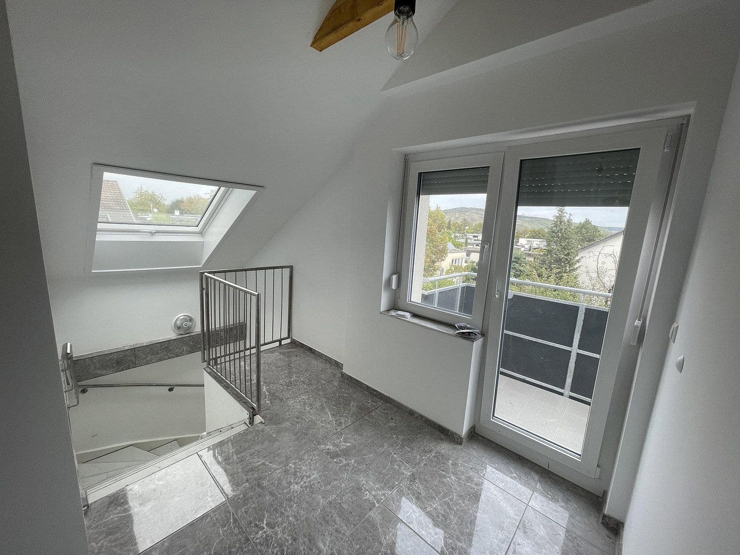 Prenájom bytu 3-izbový 74 m², Waiblingen, Bádensko-Wurttembersko Prenájom bytu 3-izbový 74 m², Waiblingen, Bádensko-Wurttembersko