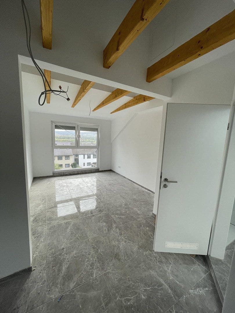 Prenájom bytu 3-izbový 74 m², Waiblingen, Bádensko-Wurttembersko Prenájom bytu 3-izbový 74 m², Waiblingen, Bádensko-Wurttembersko