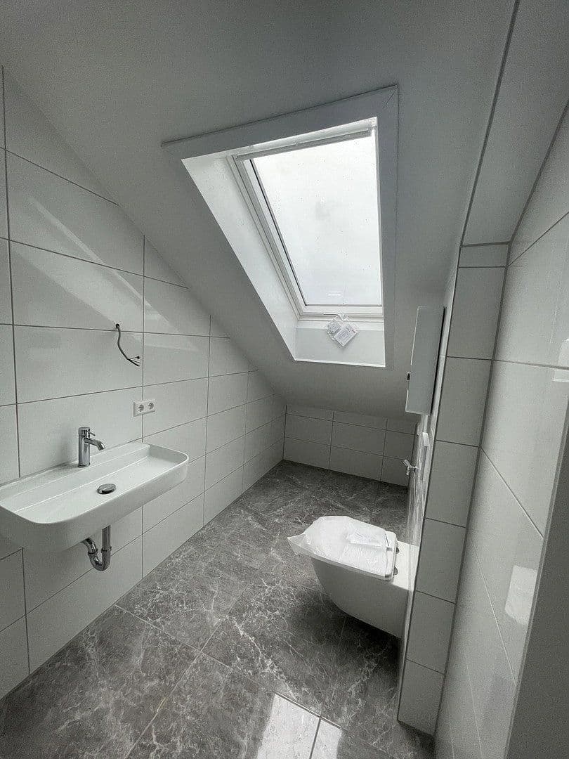 Prenájom bytu 3-izbový 74 m², Waiblingen, Bádensko-Wurttembersko Prenájom bytu 3-izbový 74 m², Waiblingen, Bádensko-Wurttembersko