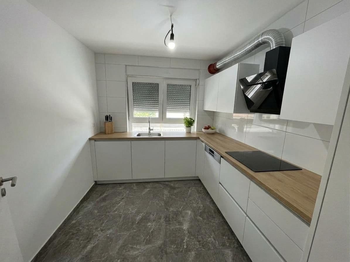 Prenájom bytu 3-izbový 74 m², Waiblingen, Bádensko-Wurttembersko Prenájom bytu 3-izbový 74 m², Waiblingen, Bádensko-Wurttembersko