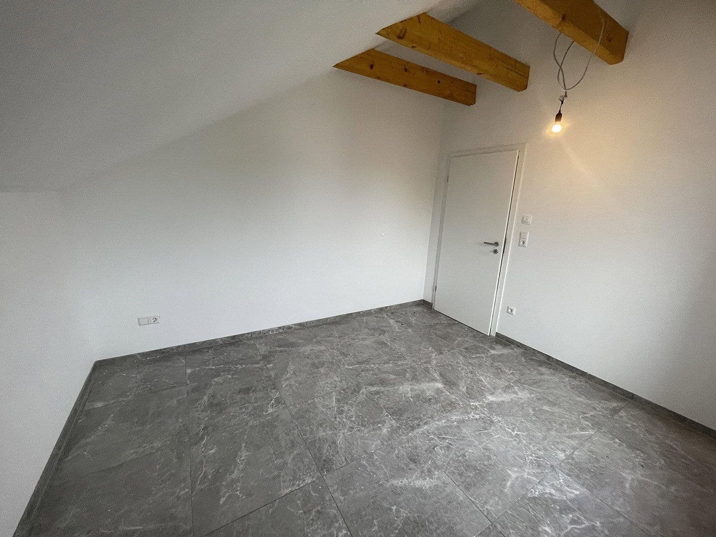 Prenájom bytu 3-izbový 74 m², Waiblingen, Bádensko-Wurttembersko Prenájom bytu 3-izbový 74 m², Waiblingen, Bádensko-Wurttembersko