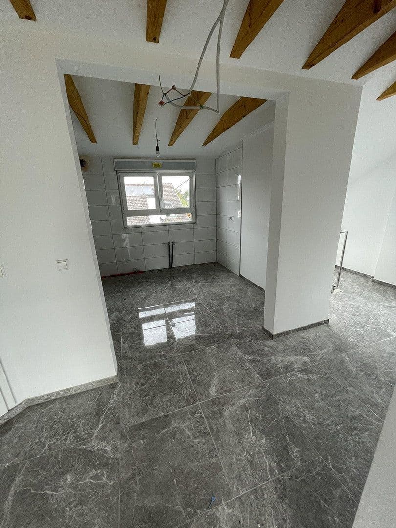 Prenájom bytu 3-izbový 74 m², Waiblingen, Bádensko-Wurttembersko Prenájom bytu 3-izbový 74 m², Waiblingen, Bádensko-Wurttembersko