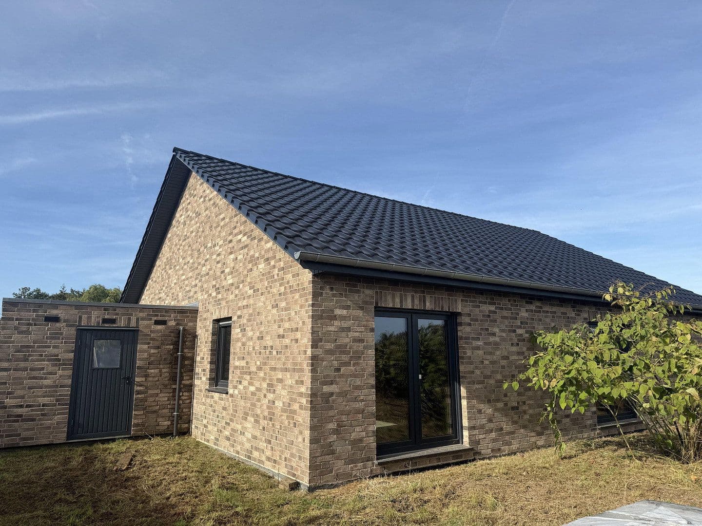 Predaj domu 129 m², pozemok 832 m², Im Feld 15, Warmsen, Dolné Sasko Predaj domu 129 m², pozemok 832 m², Im Feld 15, Warmsen, Dolné Sasko