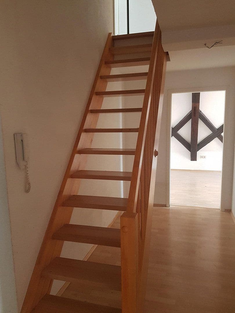 Prenájom bytu 3-izbový 80 m², Hauptstraße 54, Bietigheim-Bissingen, Bádensko-Wurttembersko Prenájom bytu 3-izbový 80 m², Hauptstraße 54, Bietigheim-Bissingen, Bádensko-Wurttembersko