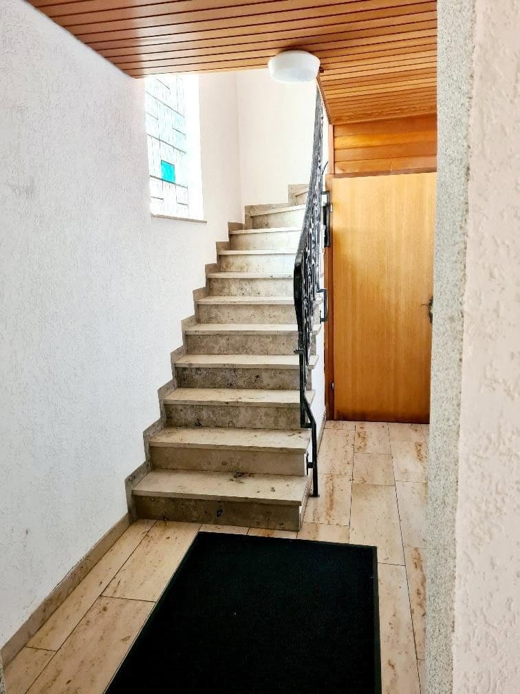 Predaj domu 200 m², pozemok 989 m², Kümmersbruck, Bavorsko Predaj domu 200 m², pozemok 989 m², Kümmersbruck, Bavorsko