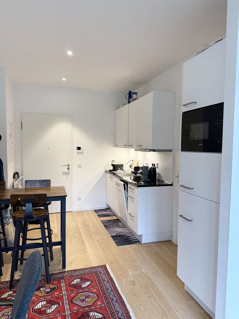 Prenájom bytu 1-izbový 34 m², Fürstenrieder Str. 285, München, Bavorsko Prenájom bytu 1-izbový 34 m², Fürstenrieder Str. 285, München, Bavorsko