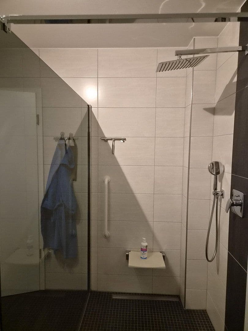Predaj bytu 3-izbový 106 m², Saaruferstraße 11, Mettlach, Sársko Predaj bytu 3-izbový 106 m², Saaruferstraße 11, Mettlach, Sársko