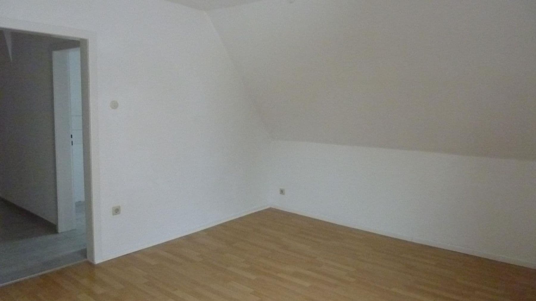 Prenájom bytu 3-izbový 53 m², Bottrop, Severné Porýnie - Westfálsko Prenájom bytu 3-izbový 53 m², Bottrop, Severné Porýnie - Westfálsko