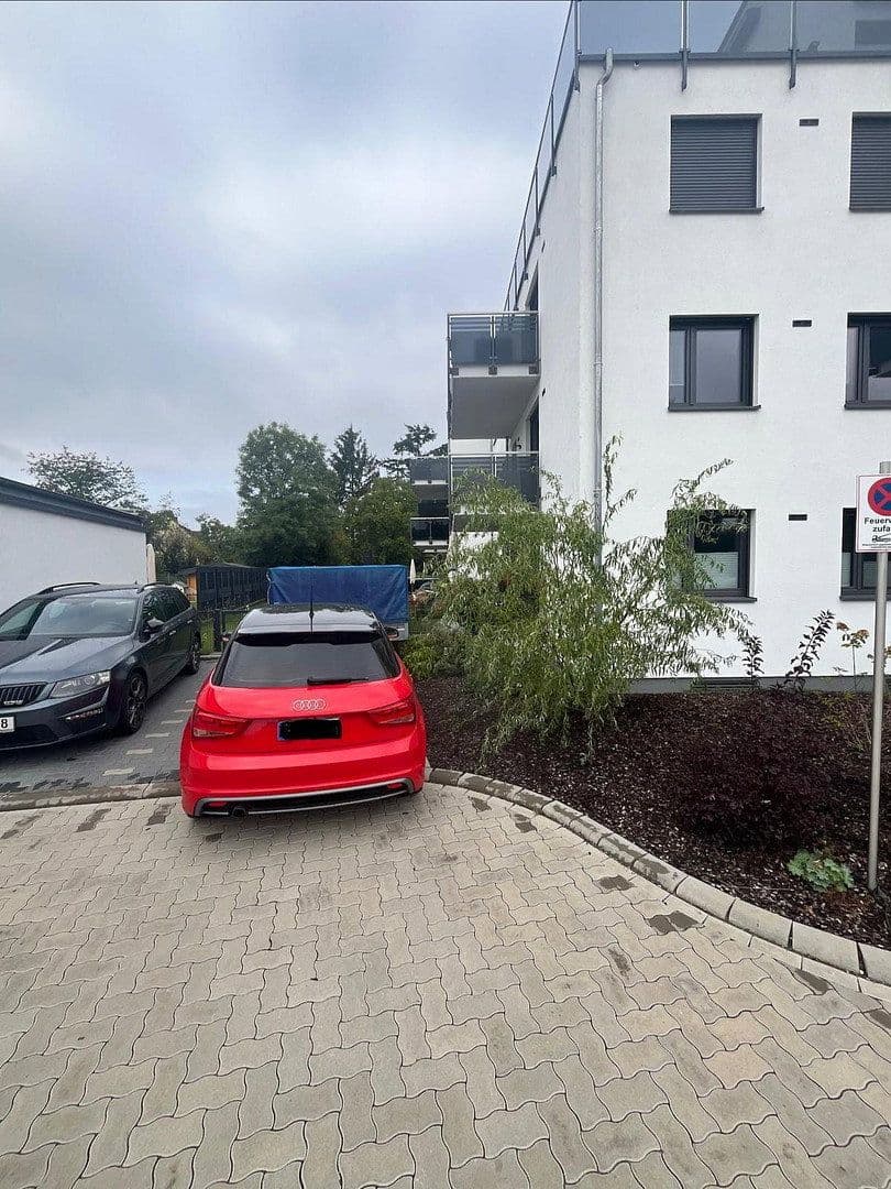 Prenájom bytu 3-izbový 103 m², Stadionstr.60a, Andernach, Porýnie-Falcko Prenájom bytu 3-izbový 103 m², Stadionstr.60a, Andernach, Porýnie-Falcko