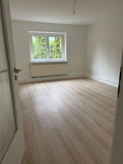 Prenájom bytu 3-izbový 59 m², Alfred-Dengler-Str. 16, Eberswalde, Brandenbursko Prenájom bytu 3-izbový 59 m², Alfred-Dengler-Str. 16, Eberswalde, Brandenbursko