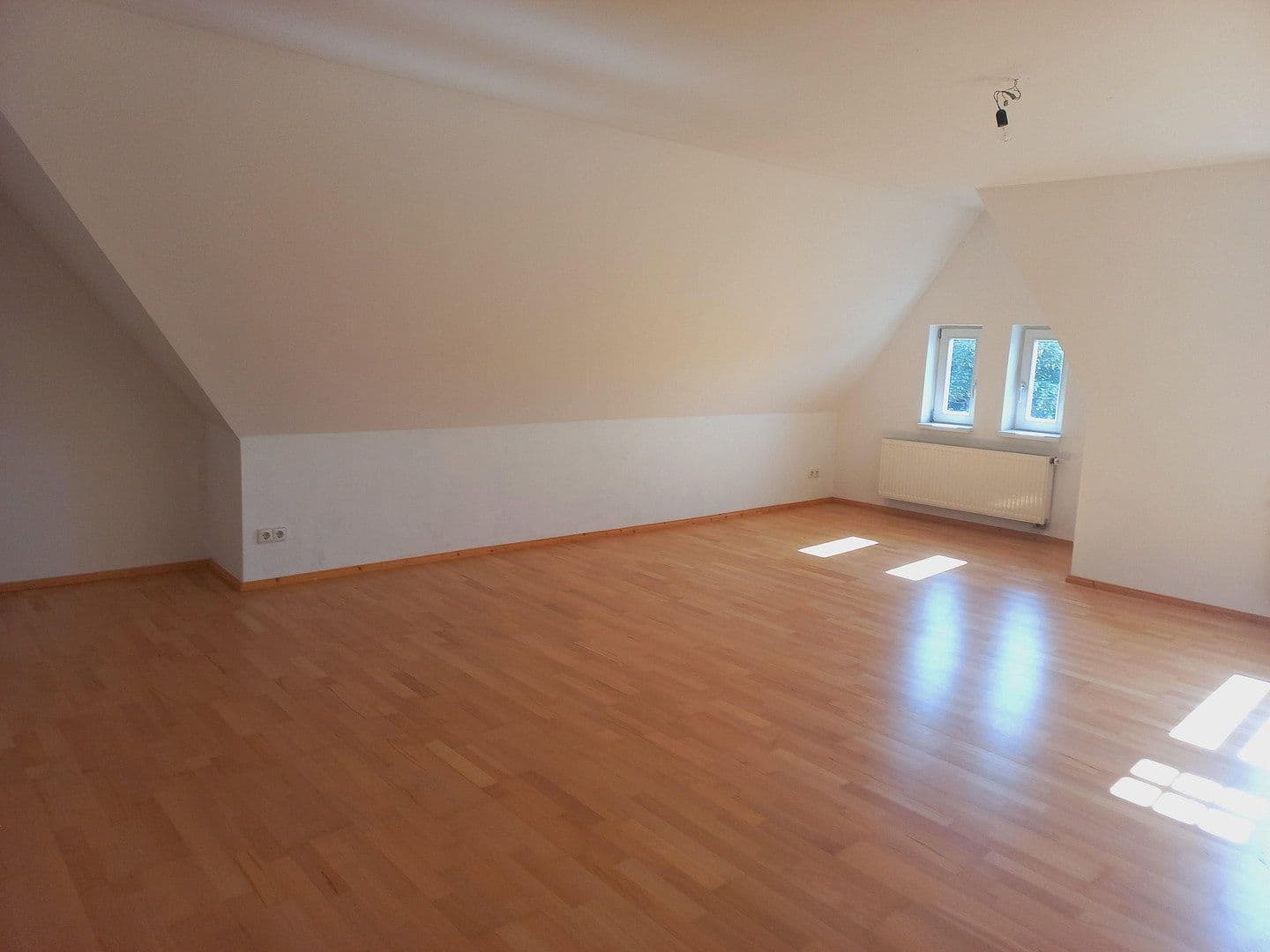 Prenájom bytu 3-izbový 88 m², Nordhausen, Durínsko Prenájom bytu 3-izbový 88 m², Nordhausen, Durínsko