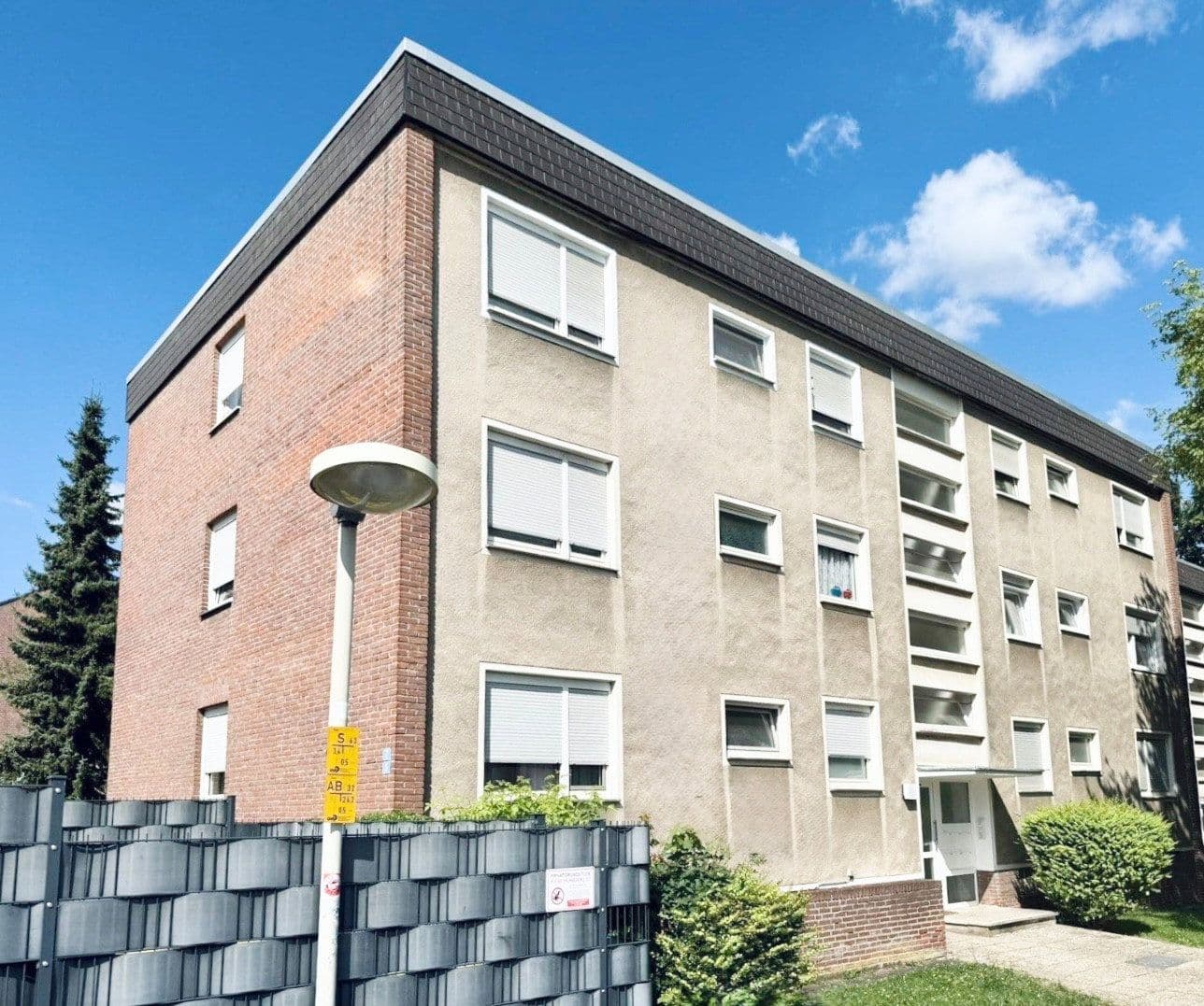 Predaj bytu 4-izbový 81 m², Frechen, Severné Porýnie - Westfálsko Predaj bytu 4-izbový 81 m², Frechen, Severné Porýnie - Westfálsko