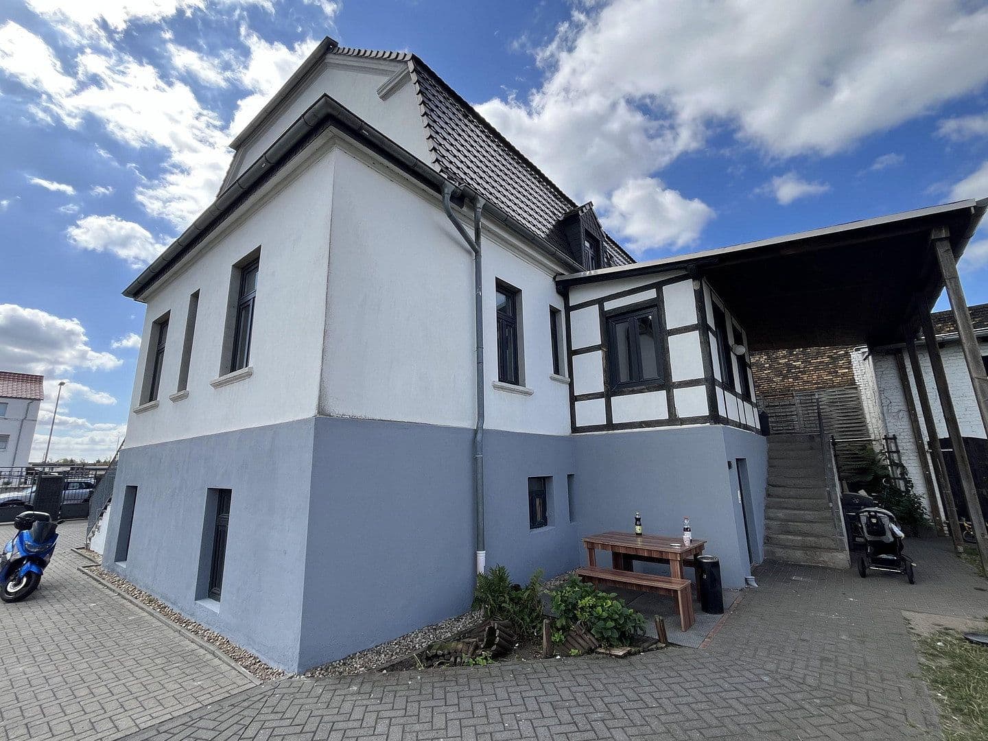 Predaj domu 446 m², Brehnaer Straße 6, Bitterfeld-Wolfen, Sasko-Anhaltsko Predaj domu 446 m², Brehnaer Straße 6, Bitterfeld-Wolfen, Sasko-Anhaltsko