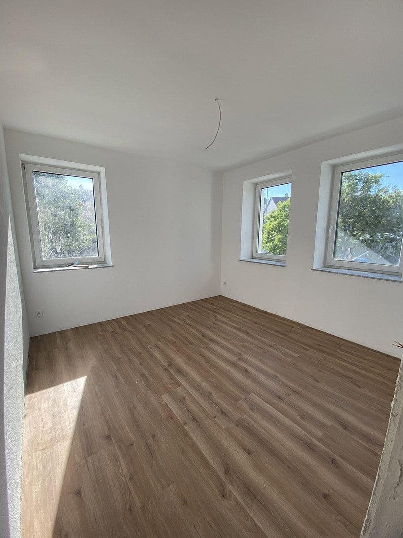 Prenájom bytu 3-izbový 88 m², Kaufbeuren, Bavorsko Prenájom bytu 3-izbový 88 m², Kaufbeuren, Bavorsko