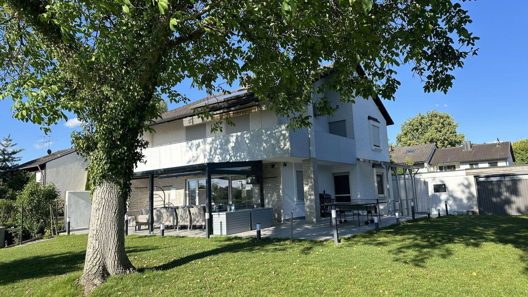 Predaj domu 234 m², pozemok 690 m², Moosburg, Bavorsko Predaj domu 234 m², pozemok 690 m², Moosburg, Bavorsko