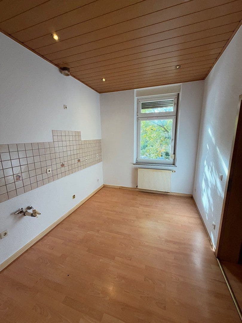 Prenájom bytu 3-izbový 77 m², Krefeld, Severné Porýnie - Westfálsko Prenájom bytu 3-izbový 77 m², Krefeld, Severné Porýnie - Westfálsko