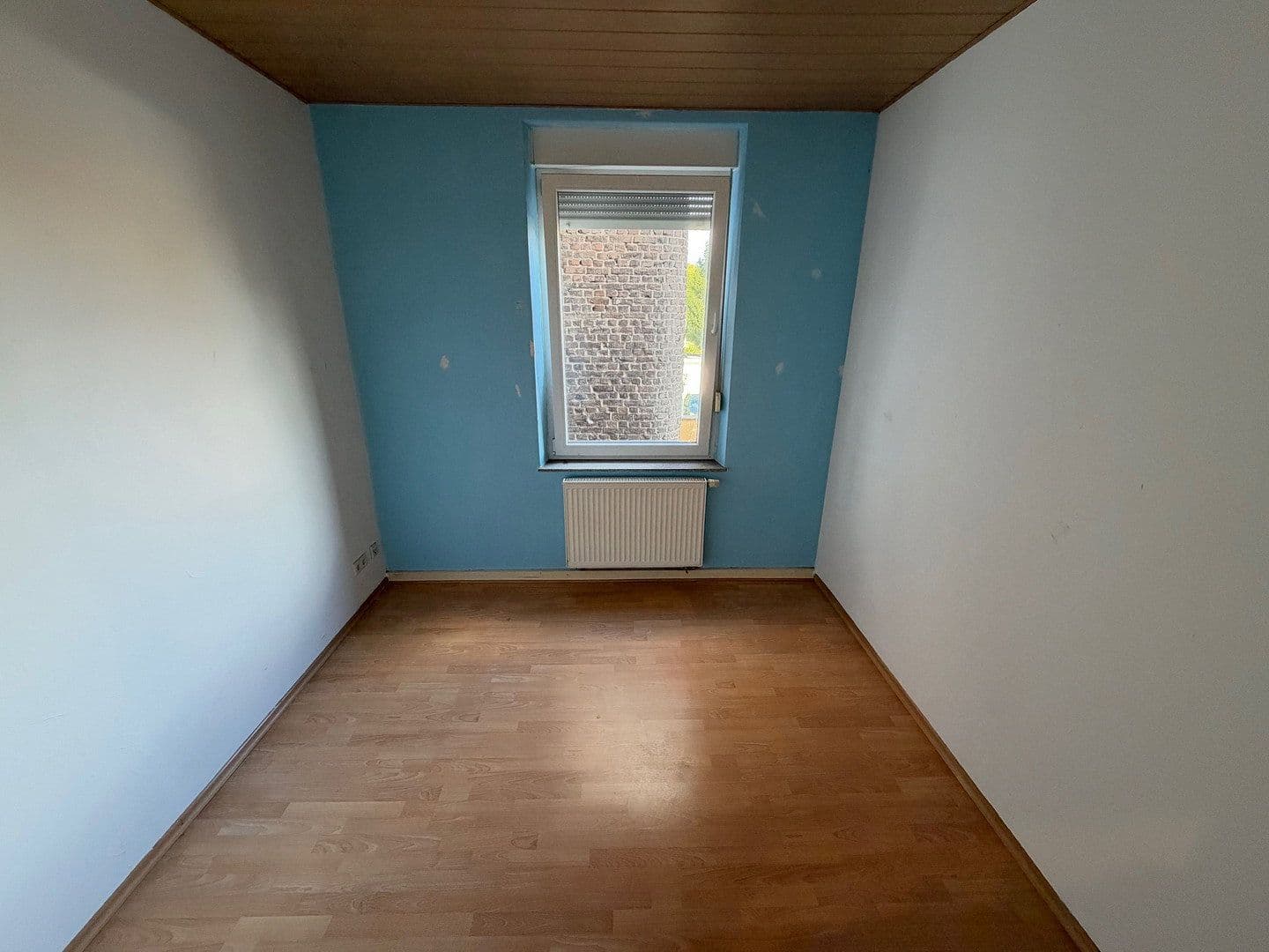 Prenájom bytu 3-izbový 77 m², Krefeld, Severné Porýnie - Westfálsko Prenájom bytu 3-izbový 77 m², Krefeld, Severné Porýnie - Westfálsko