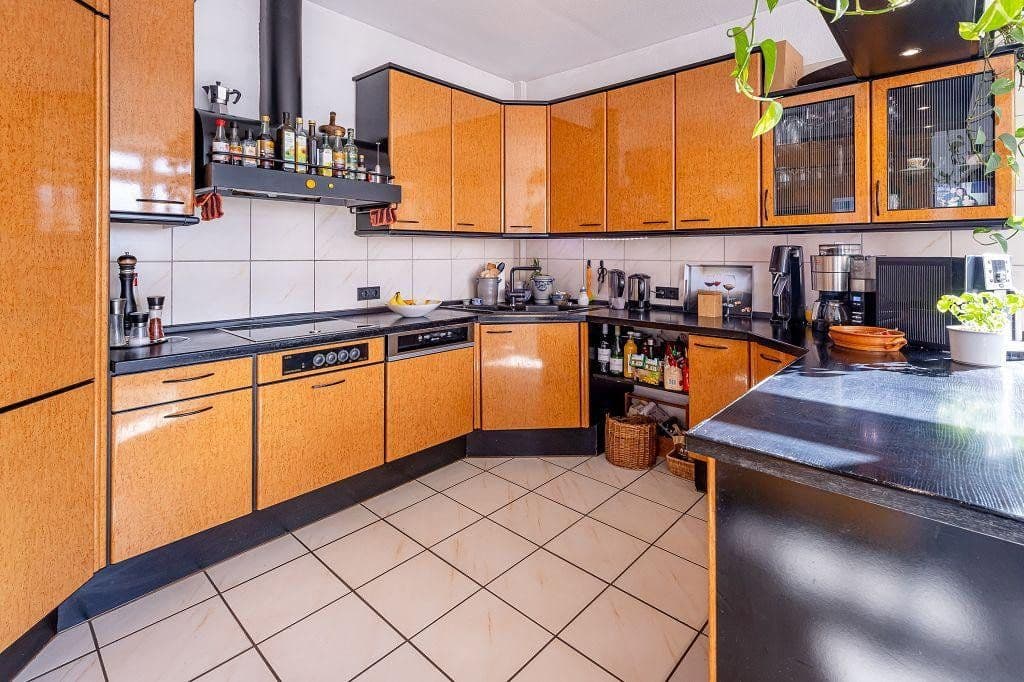 Prenájom bytu 6-izbový 175 m², Pfaugasse 30, Oppenheim, Porýnie-Falcko Prenájom bytu 6-izbový 175 m², Pfaugasse 30, Oppenheim, Porýnie-Falcko