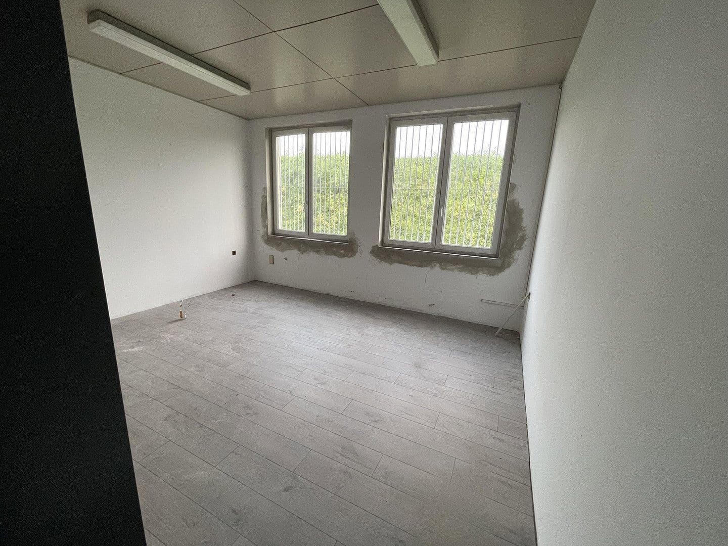 Prenájom kancelárie 150 m², Im Gewerbepark 1, Hunderdorf, Bavorsko Prenájom kancelárie 150 m², Im Gewerbepark 1, Hunderdorf, Bavorsko